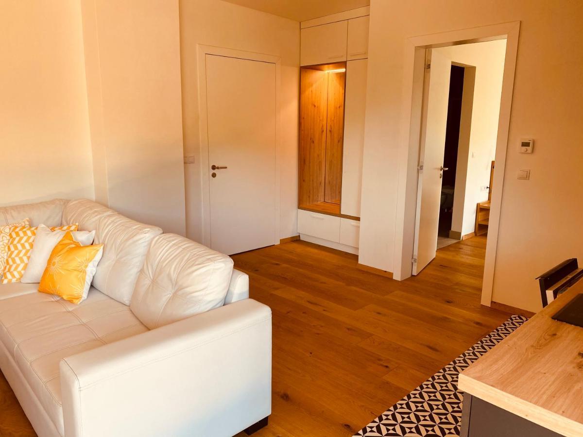 Ora / Auer Julias Guesthouse מראה חיצוני תמונה
